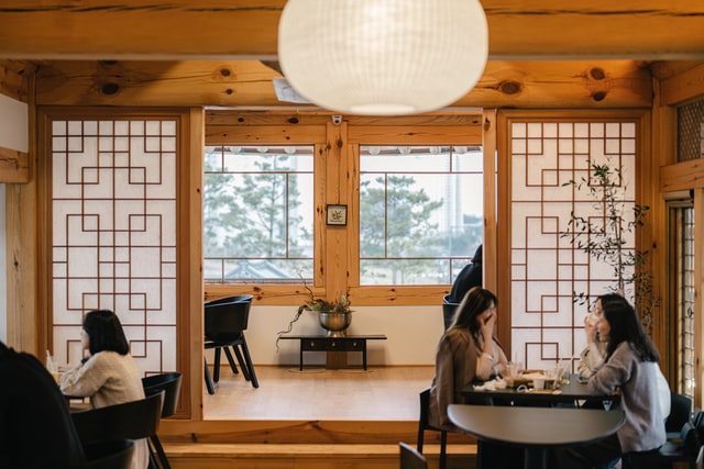 maisons traditionnelles coréennes hanok restaurant café